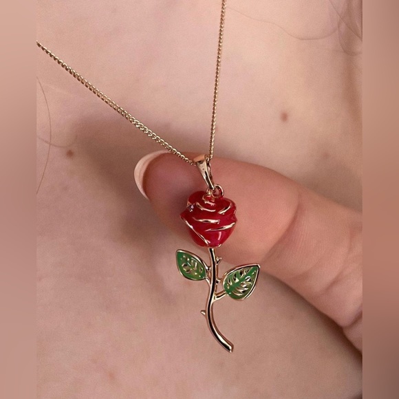 SugarCatJewelry Jewelry - Rose Necklace 18k Gold Tone Luxury Jewelry